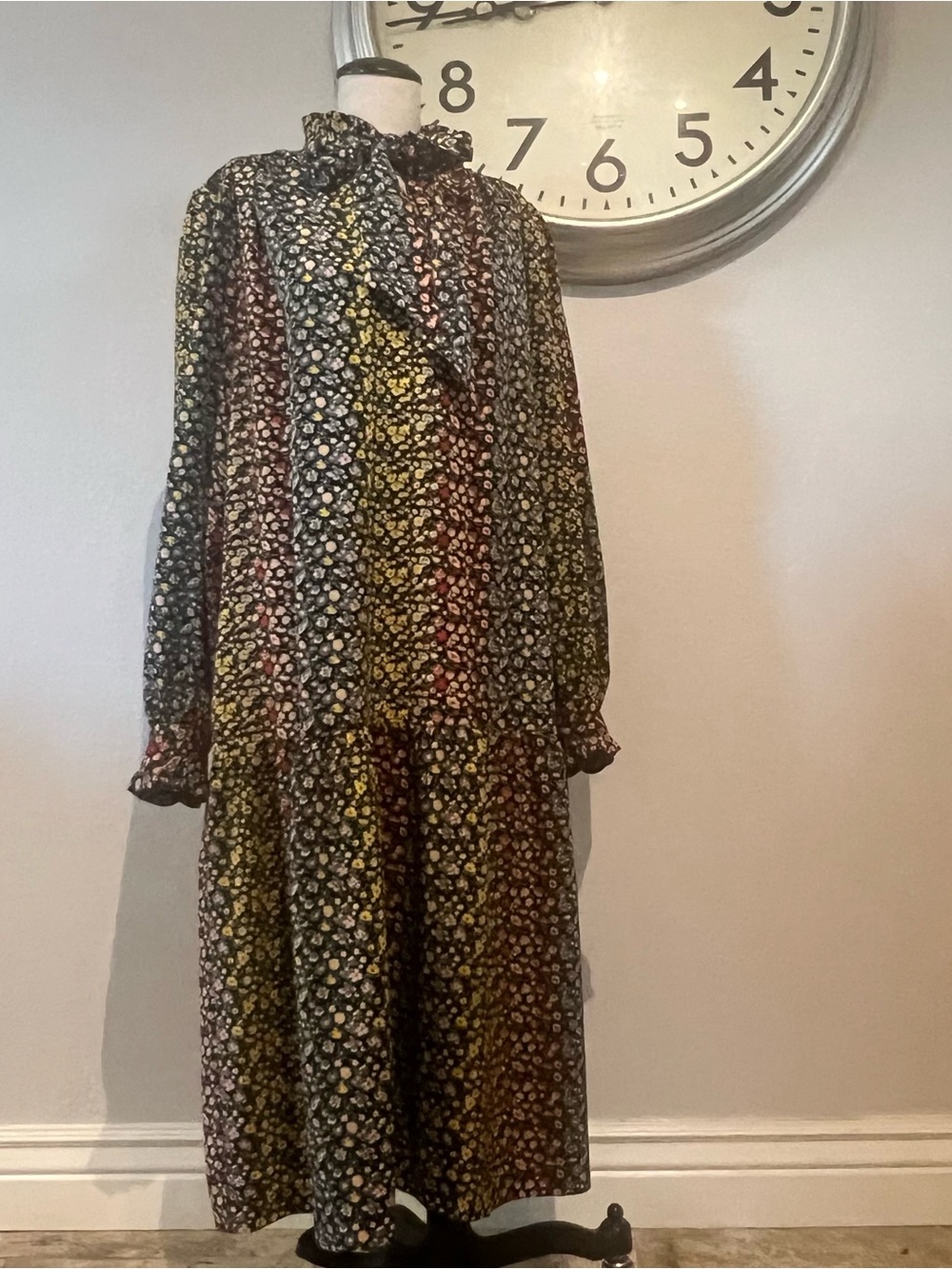 Vintage Black Floral Long Sleeve Tiered Dress with Bow Neck - Picture 4 of 4